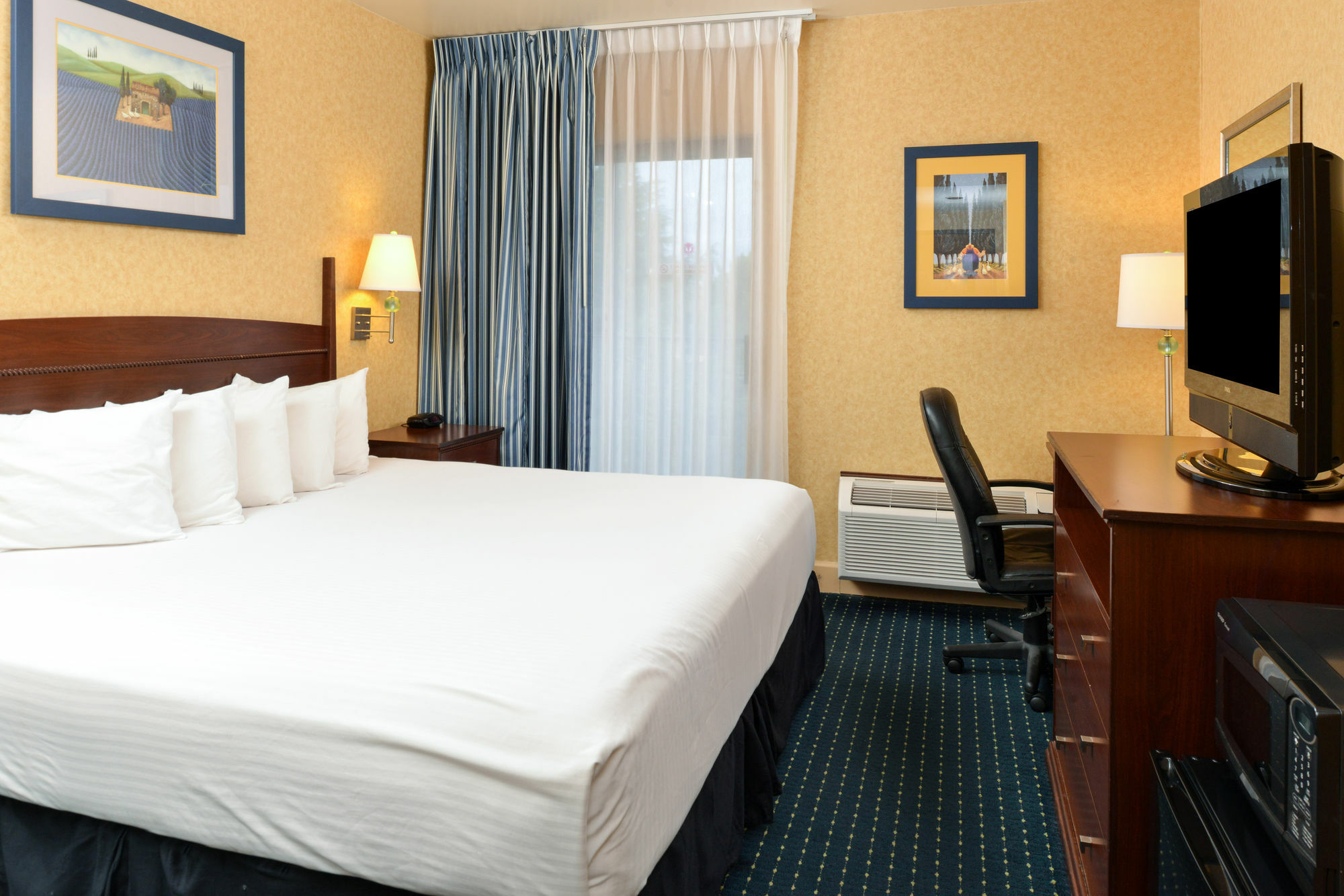Holiday Inn - Salem By Ihg Ngoại thất bức ảnh