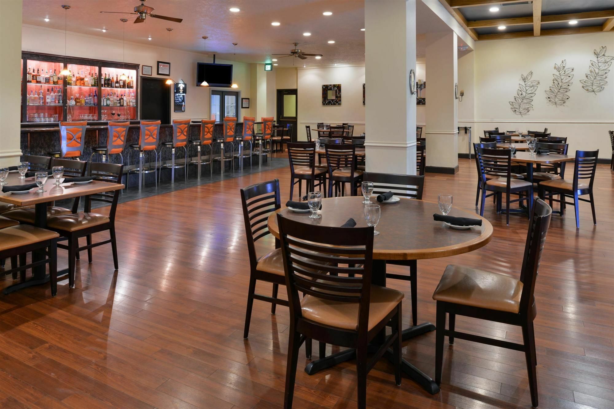 Holiday Inn - Salem By Ihg Ngoại thất bức ảnh